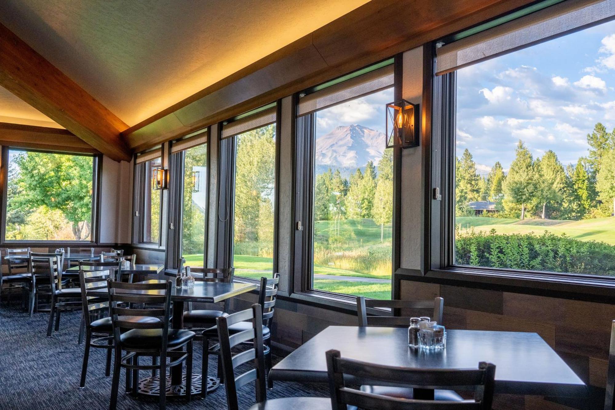 Mount Shasta Resort Exterior photo